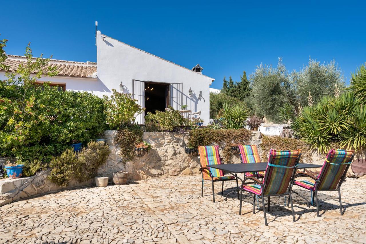 Hacienda La Buena Vida B&B En Appartementen Algarinejo 외부 사진