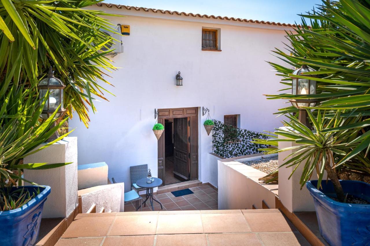 Hacienda La Buena Vida B&B En Appartementen Algarinejo 외부 사진